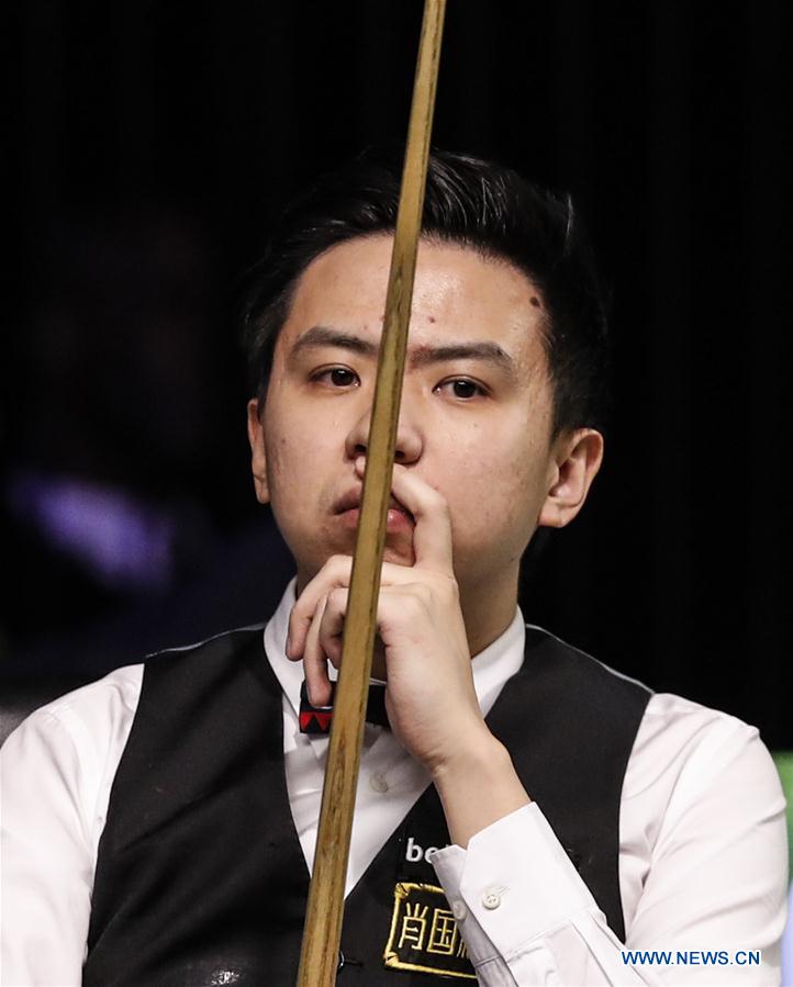 (SP) BRITAIN-YORK-SNOOKER-UK CHAMPIONSHIP-DING VS XIAO