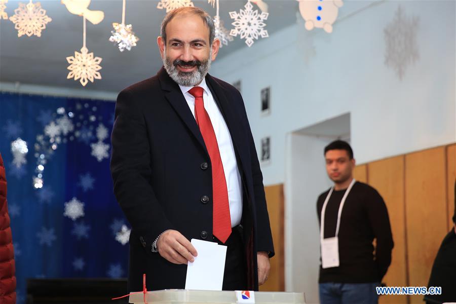 ARMENIA-YEREVAN-PARLIAMENTARY ELECTIONS-VOTING
