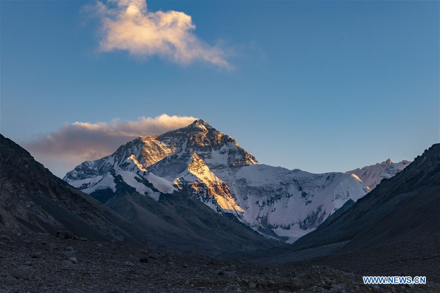 CHINA-TIBET-MOUNT QOMOLANGMA-SCENERY (CN)