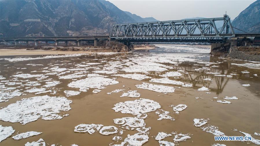 #CHINA-YELLOW RIVER-FLOATING ICE (CN)