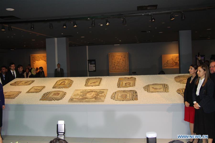 TURKEY-GAZIANTEP-MOSAIC-GYPSY GIRL-RETURN