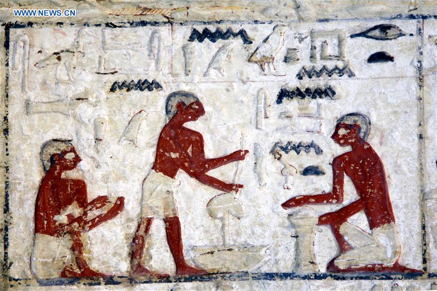 EGYPT-GIZA-PHARAONIC TOMB-DISCOVERY
