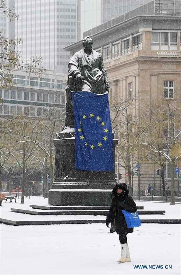 GERMANY-FRANKFURT-SNOWFALL