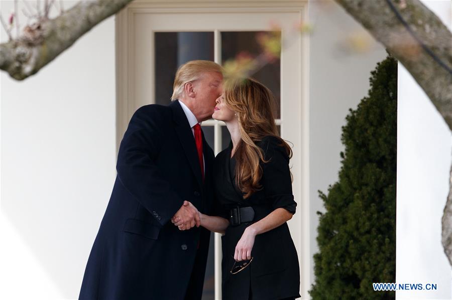 U.S.-2018 NEWS IN PICTURES FROM A TO Z-Q FOR QUIT