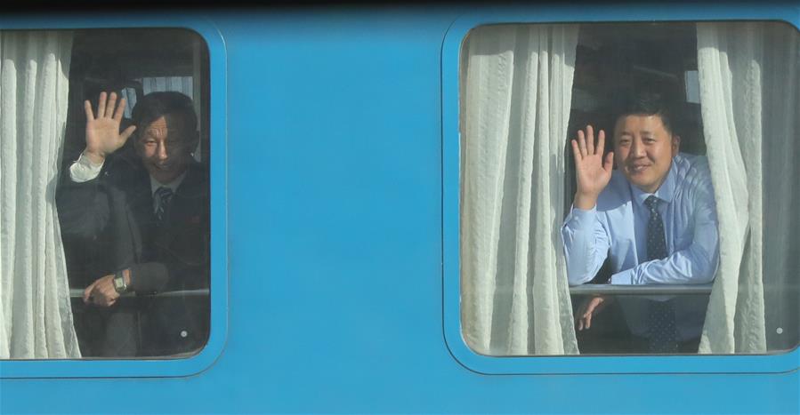 Xinhua Headlines: S. Korea, DPRK closer than ever to prospects for peace after rail, road connection ceremony