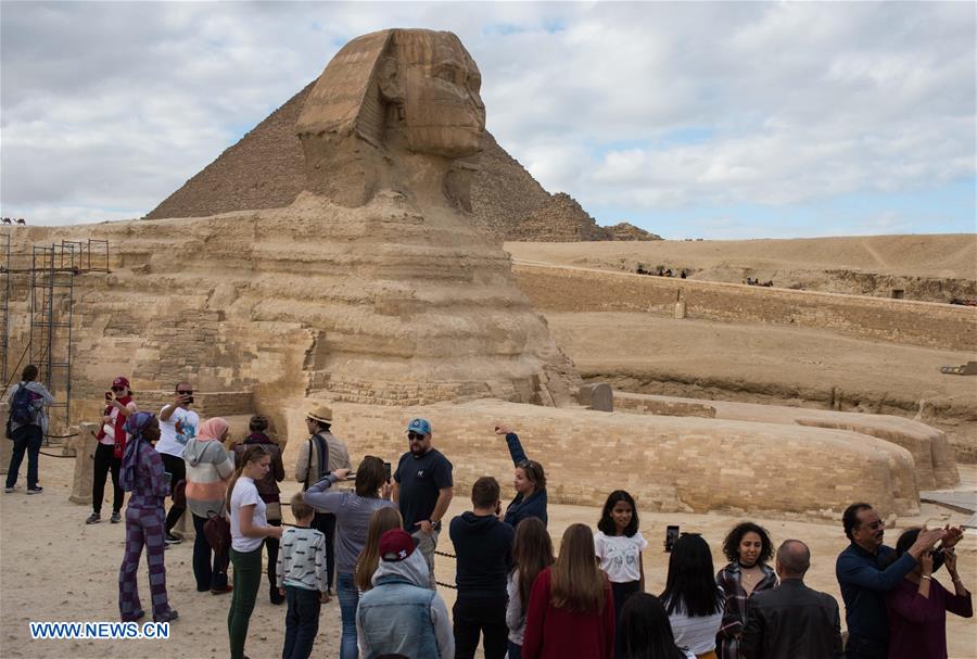 EGYPT-GIZA-PYRAMIDS-SPHINX-TOURISM