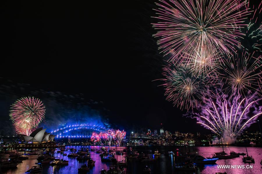 AUSTRALIA-SYDNEY-NEW YEAR-FIREWORK