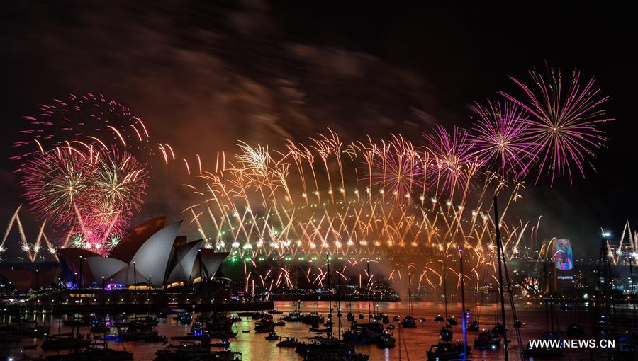AUSTRALIA-SYDNEY-NEW YEAR-FIREWORK