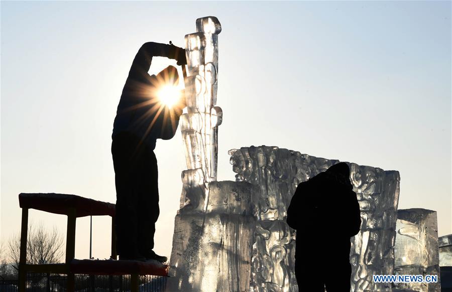 CHINA-HARBIN-ICE SCULPTURE-COMPETITION (CN)