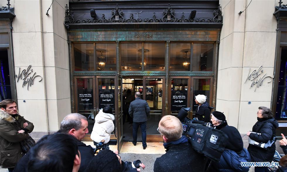 Flagship Lord and Taylor store officially closes in Manhattan