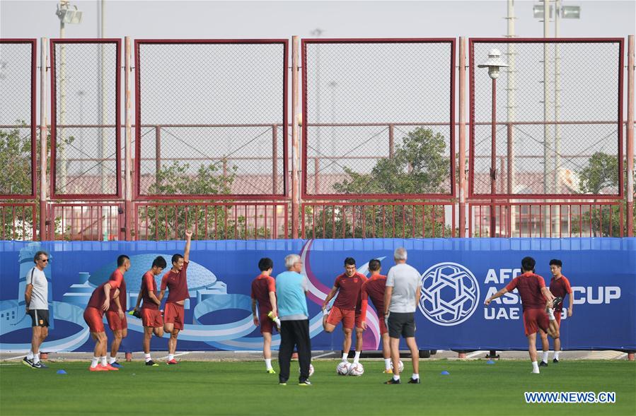 (SP)UAE-ABU DHABI-FOOTBALL-AFC-ASIAN CUP-CHINA-TRANING