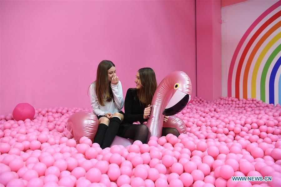 GERMANY-COLOGNE-MUSEUM-SELFIE