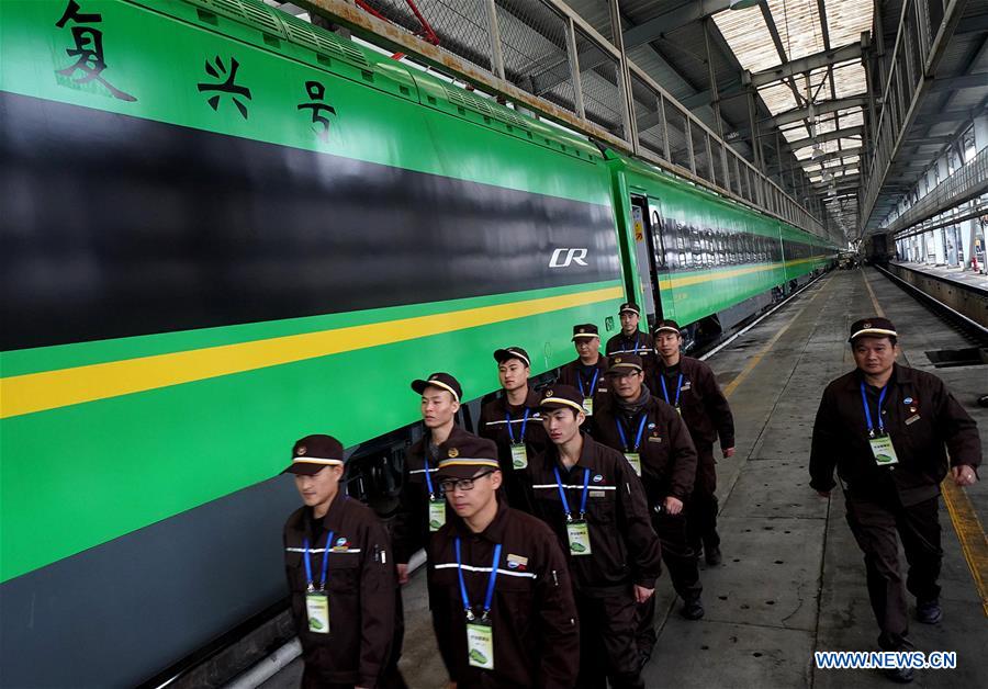 CHINA-SHANGHAI-NEW FUXING HIGH-SPEED TRAIN-TO BE PUT INTO USE (CN)