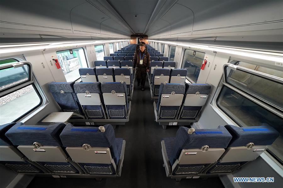 CHINA-SHANGHAI-NEW FUXING HIGH-SPEED TRAIN-TO BE PUT INTO USE (CN)