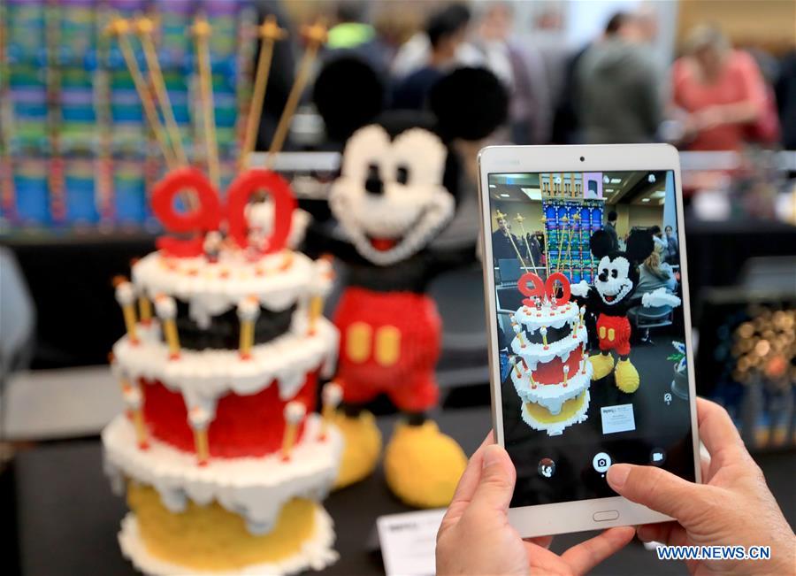 U.S.-LOS ANGELES-LEGO-CONVENTION