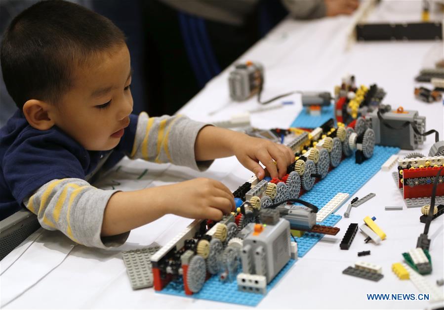 U.S.-LOS ANGELES-LEGO-CONVENTION