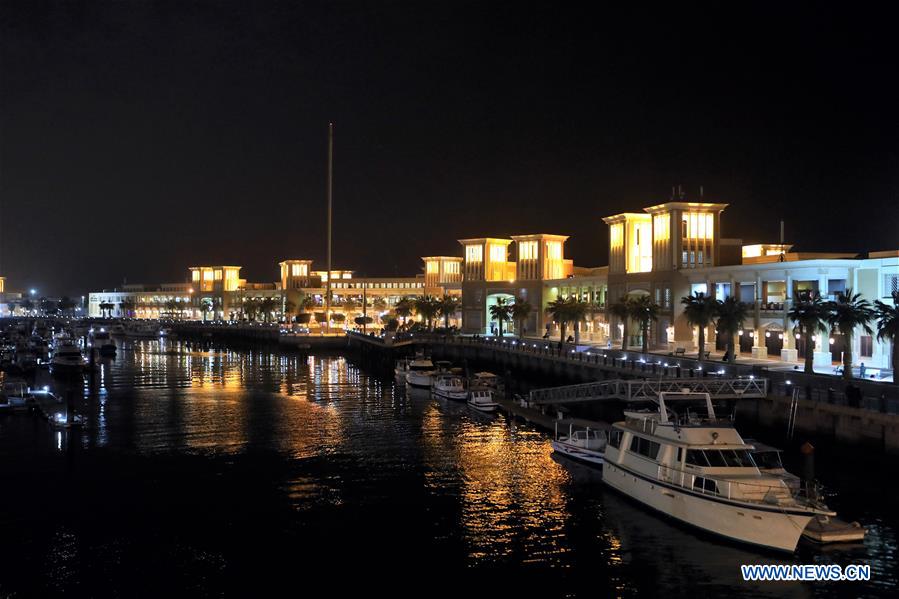 KUWAIT-KUWAIT CITY-NIGHT VIEW