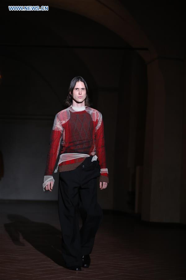 ITALY-FLORENCE-Y/PROJECT-FASHION SHOW