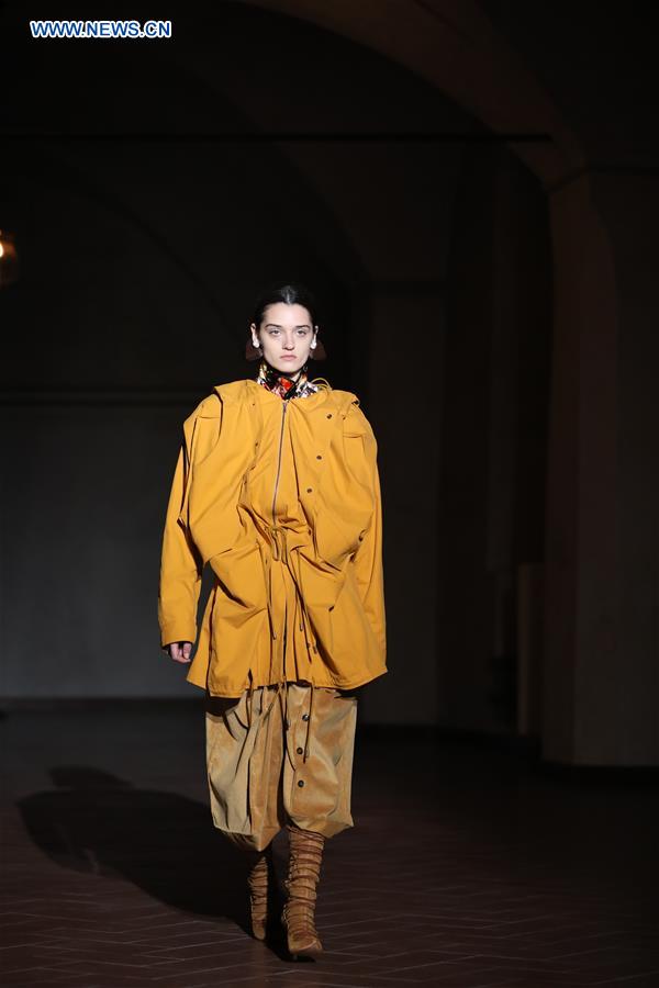 ITALY-FLORENCE-Y/PROJECT-FASHION SHOW