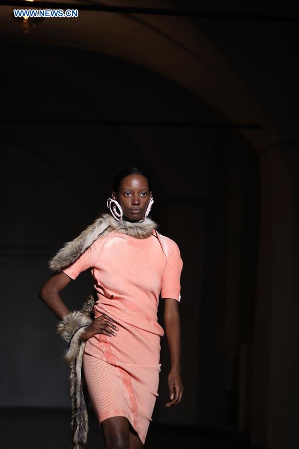 ITALY-FLORENCE-Y/PROJECT-FASHION SHOW