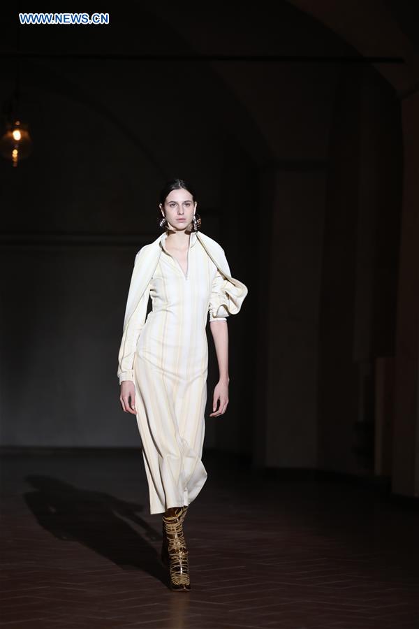 ITALY-FLORENCE-Y/PROJECT-FASHION SHOW