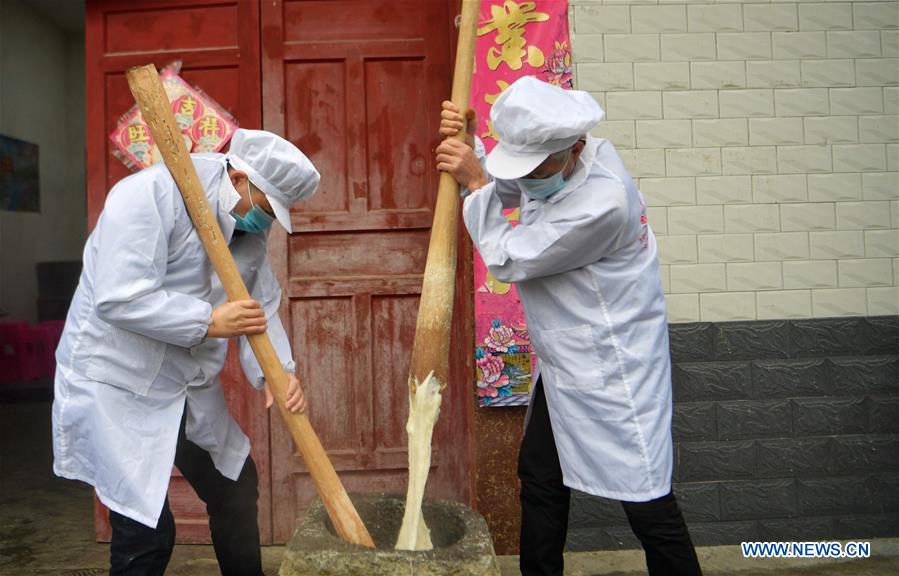 #CHINA-HUBEI-ENSHI-SPRING FESTIVAL-GLUTINOUS RICE CAKE (CN)