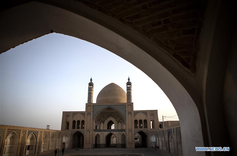 IRAN-KASHAN-LANDMARK-SCENERY