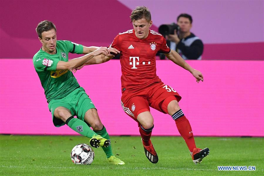 (SP)GERMANY-DUESSELDORF-TELECOM CUP-FINALS-BAYERN MUNICH VS MOENCHENGLADBACH