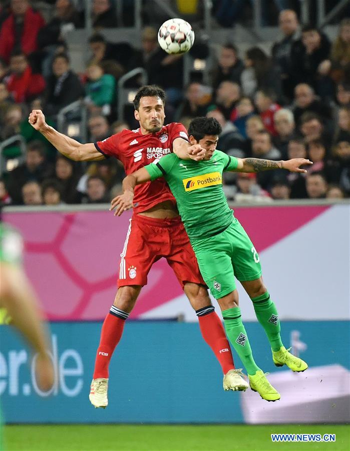 (SP)GERMANY-DUESSELDORF-TELECOM CUP-FINALS-BAYERN MUNICH VS MOENCHENGLADBACH