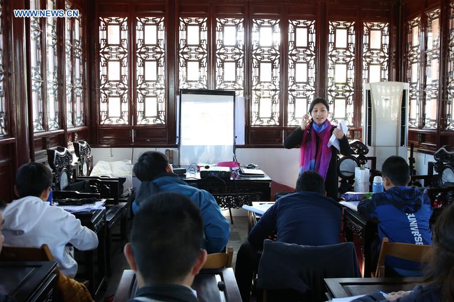 MALTA-SANTA LUCIJA-CHINESE SCHOOL