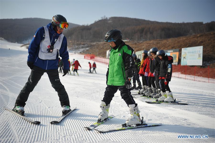 Xinhua Headlines: Int'l winter sports cooperation on the rise ahead of Beijing 2022