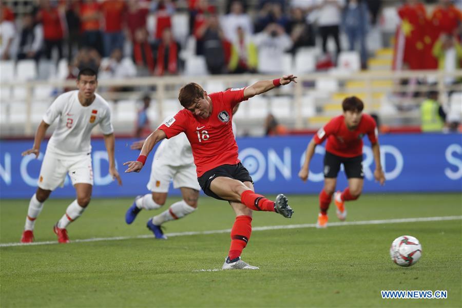 (SP)UAE-ABU DHABI-FOOTBALL-ASIAN CUP-CHN VS KOR