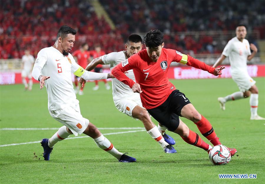 (SP)UAE-ABU DHABI-FOOTBALL-ASIAN CUP-CHN VS KOR