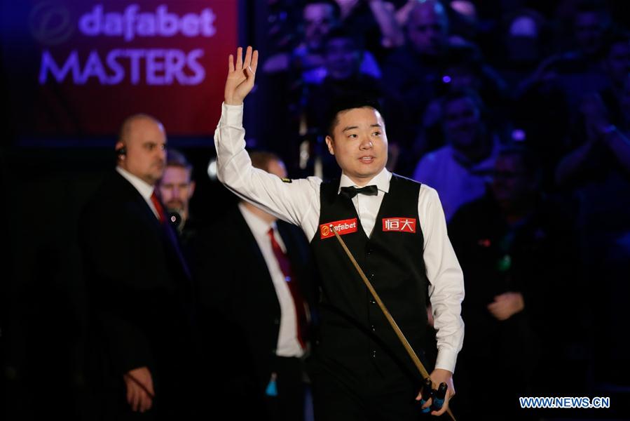 (SP) BRITAIN-LONDON-SNOOKER-MASTERS 2019-BRECEL VS DING