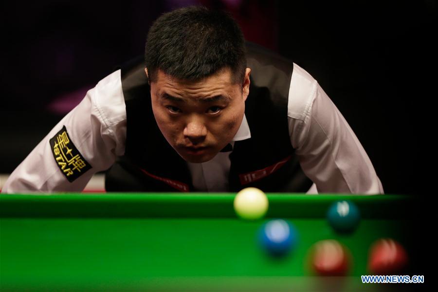 (SP) BRITAIN-LONDON-SNOOKER-MASTERS 2019-BRECEL VS DING