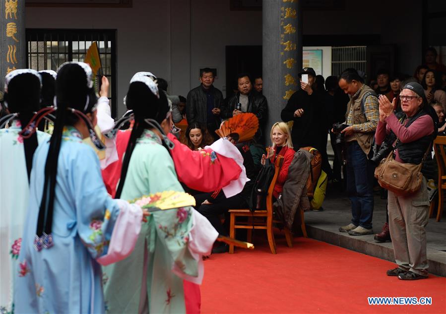 CHINA-NINGBO-FOREIGNERS-SPRING FESTIVAL (CN)