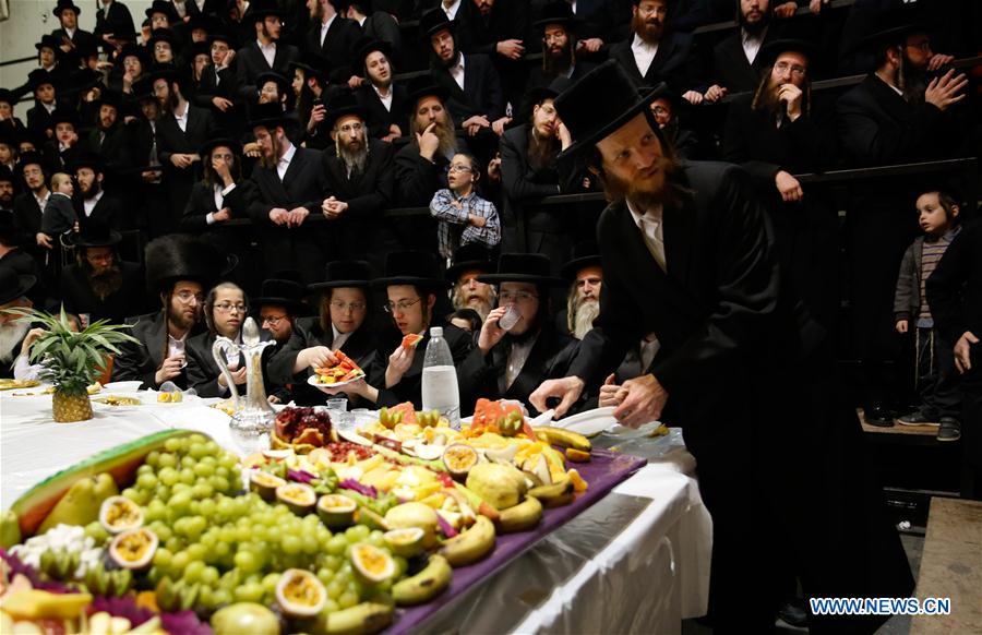 ISRAEL-RECHOVOT-HOLIDAY-TU BISHVAT