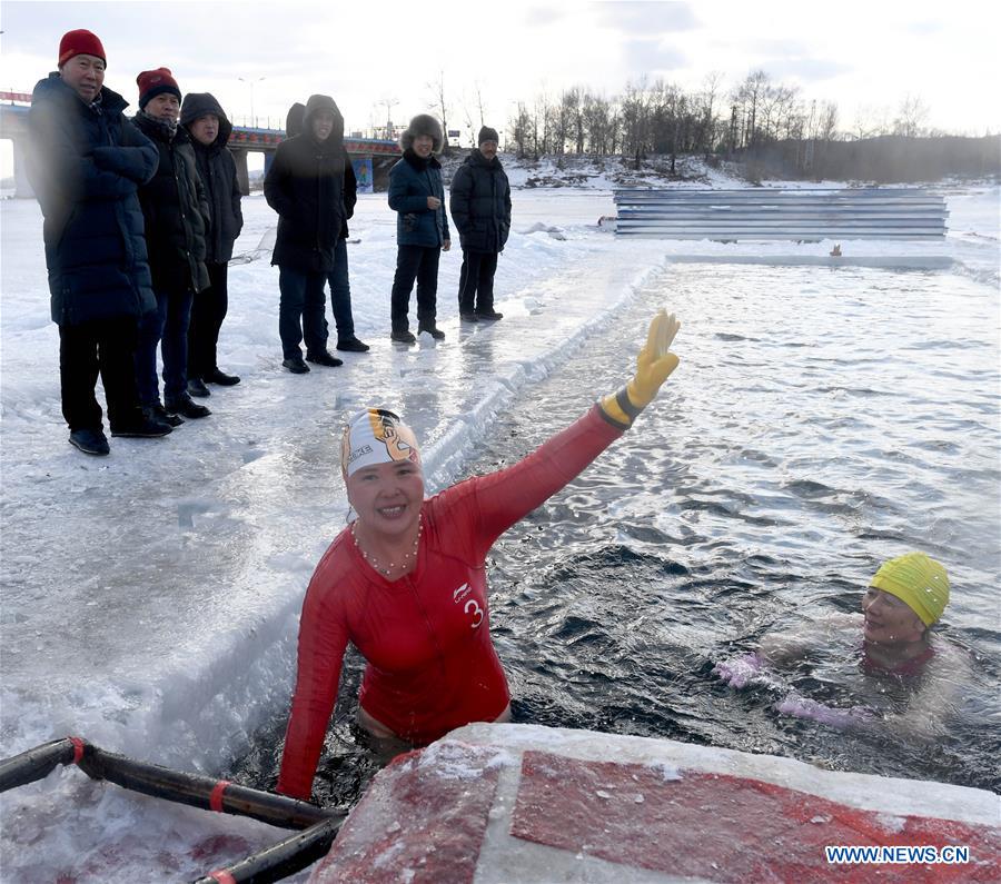 (SP)CHINA-HELONGJIANG-JAGDAQI-WINTER SWIMMING-NORTH POLAR BEAR CLUB