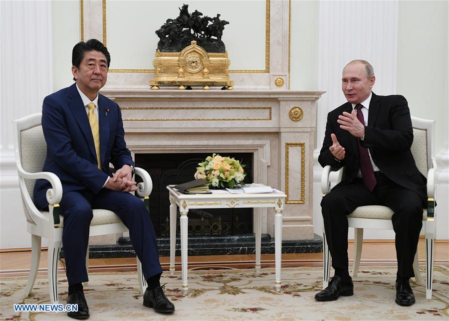 RUSSIA-MOSCOW-PUTIN-JAPAN-ABE-MEETING