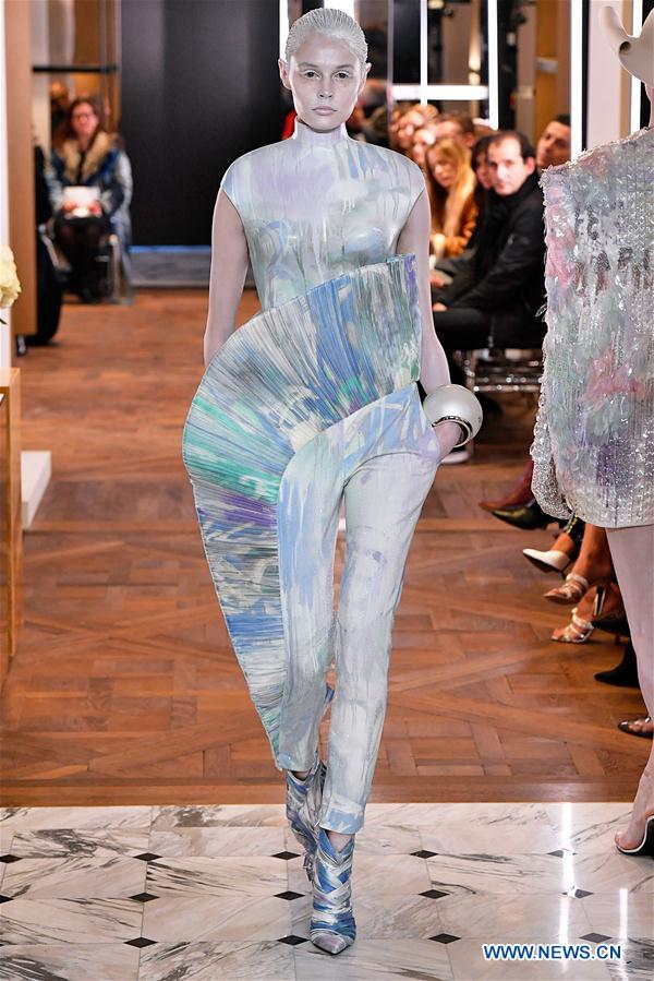 FRANCE-PARIS-FASHION WEEK-HAUTE COUTURE-BALMAIN