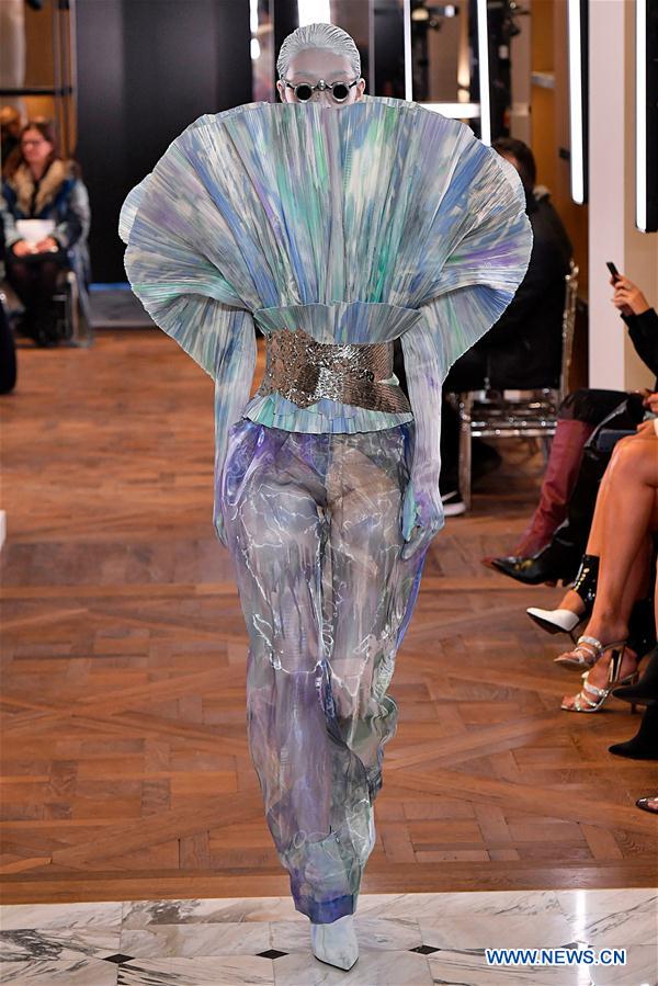 FRANCE-PARIS-FASHION WEEK-HAUTE COUTURE-BALMAIN