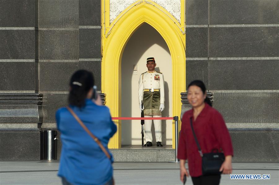 MALAYSIA-KUALA LUMPUR-NEW KING