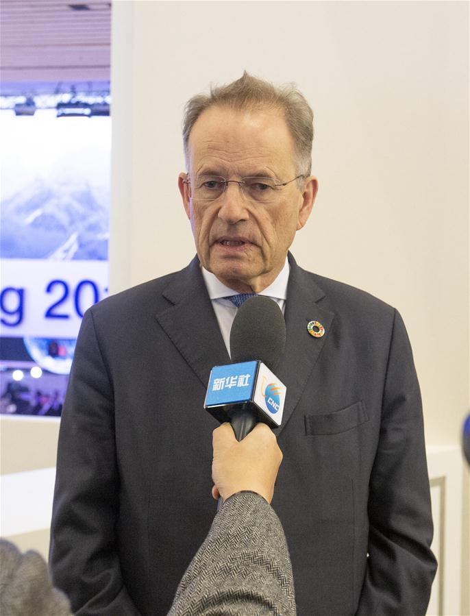 Xinhua Headlines: With globalization at crossroad, China's proposals remain popular