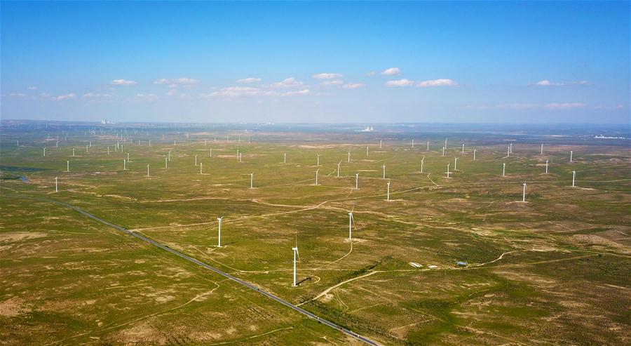 Xinhua Headlines: With globalization at crossroad, China's proposals remain popular