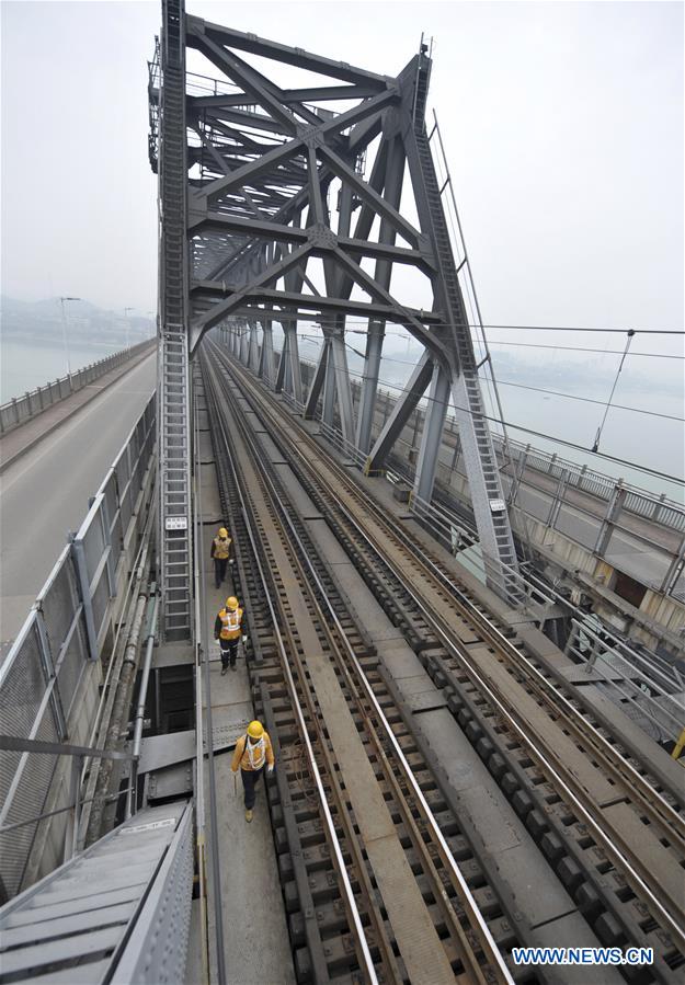 #CHINA-HUBEI-BRIDGE-INSPECTION (CN)