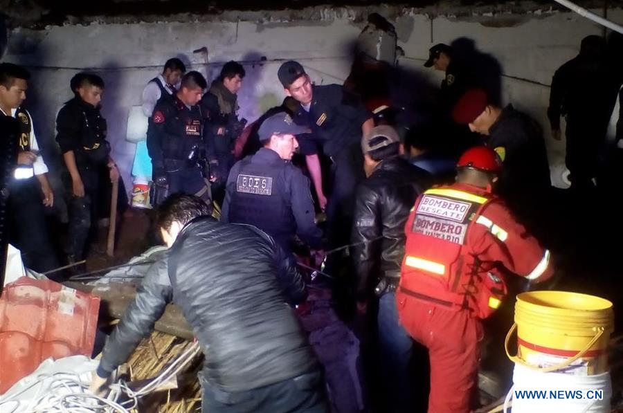 PERU-ABANCAY-HOTEL-COLLAPSE