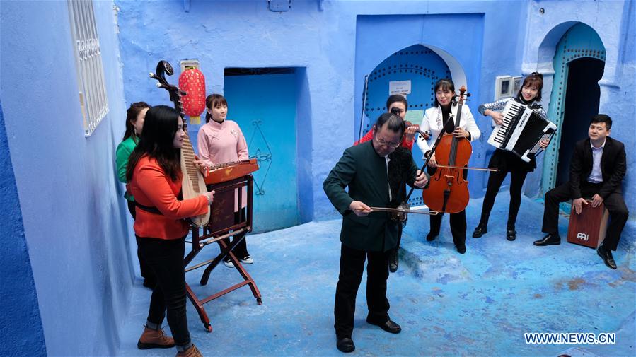 MOROCCO-CHEFCHAOUEN-FLASH MOB-SPRING FESTIVAL