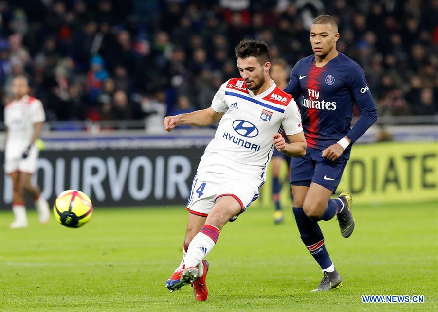 (SP)FRANCE-LYON-SOCCER-LIGUE 1-LYON VS PARIS SAINT-GERMAIN