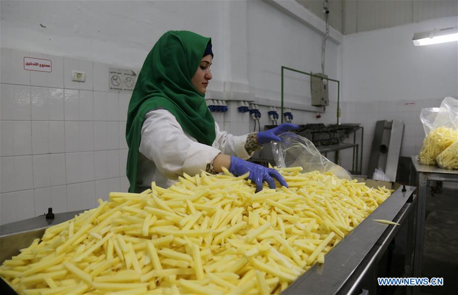 MIDEAST-GAZA-FRENCH-FRIES-FACTORY