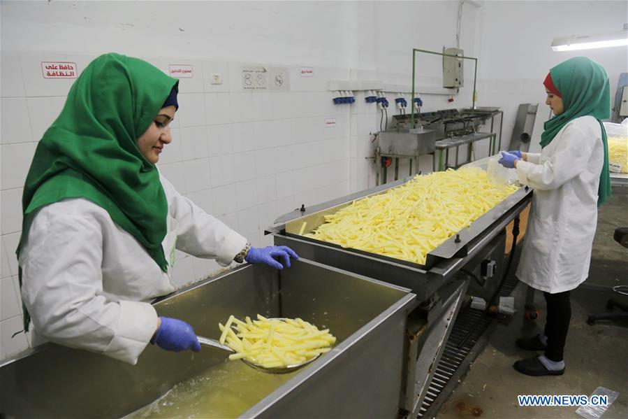 MIDEAST-GAZA-FRENCH-FRIES-FACTORY